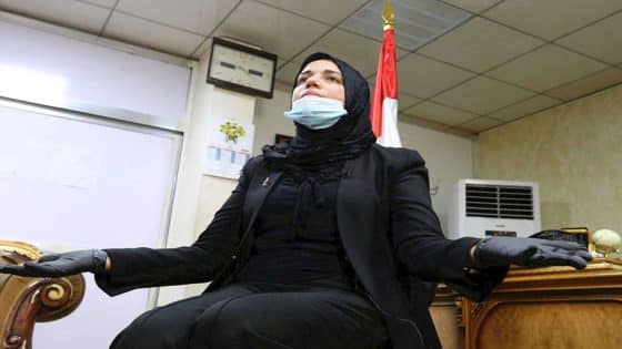 برلماني يلاحق وزير المالية قضائياًعلى خلفية موافقتها على نقل 365 موظفا