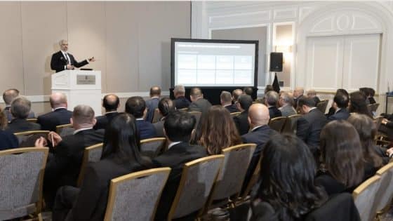 العراق يبدأ مرحلة جديدة من الاستقرار المالي بفضل الإصلاحات المصرفية