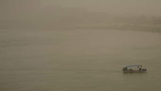 رياح شمالية غربية معتدلة تنشط أحياناً وتسبب إثارة الغبار