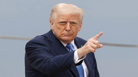 ترامب يؤكد تمسكه بخط التواصل مع موسكو رغم إلغاء اللقاء