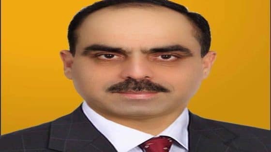 (سرقة على المكشوف… من يسرق المتقاعد؟ )