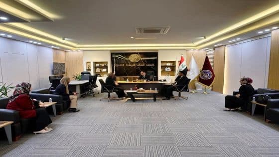 اللجنة الوزارية تزور جامعة الفرات الأوسط التقنية وتثني على مستوى الخدمات في شعبة شؤون المواطنين