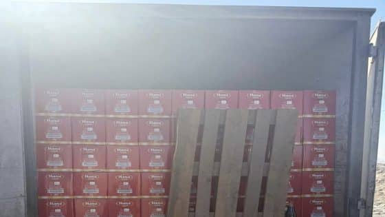 الهيئة العامة للجمارك تضبط 21 شاحنة وحاويتين محملتين ببضائع وأدوية بشرية مخالفة للضوابط والتعليمات