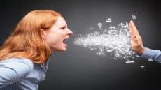 العلماء يحذرون: تفريغ الغضب لا يهدئك بل يزيده