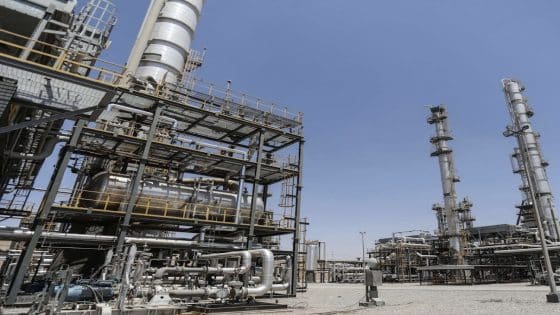 انطلاق عمل وحدات معالجة الغاز بحقل شرق بغداد ورفد الكهرباء بطاقة إضافية