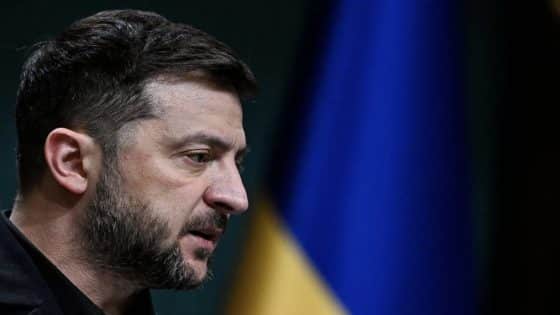 زيلينسكي يشير إلى تقدم في المحادثات الأميركية–الأوكرانية بشأن السلام