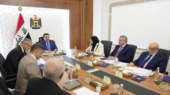 السوداني يشدد على تقييم السياسات المالية والاقتصادية