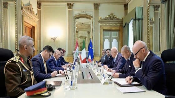 مباحثات إيطالية لتطوير الشراكة في المجالين العسكري والأمني