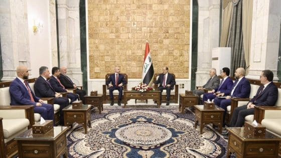 الاستحقاقات الدستورية على طاولة المالكي وطالباني