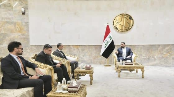 رئيس البرلمان والسفير البريطاني يبحثان العلاقات الثنائية