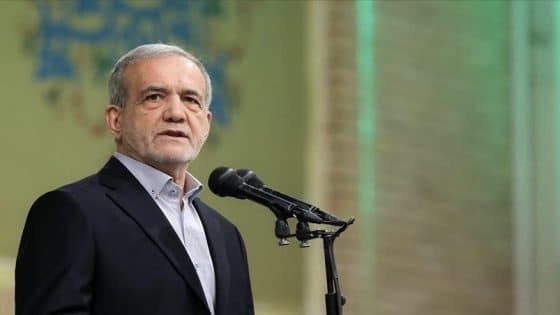 الرئيس الإيراني: الاستماع إلى مطالب الشعب ضرورة وطنية