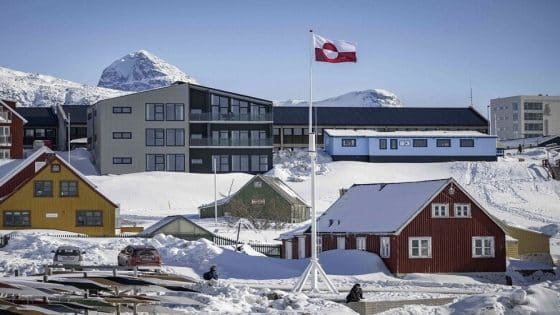 أحزاب غرينلاند ترفض الانضمام إلى الولايات المتحدة