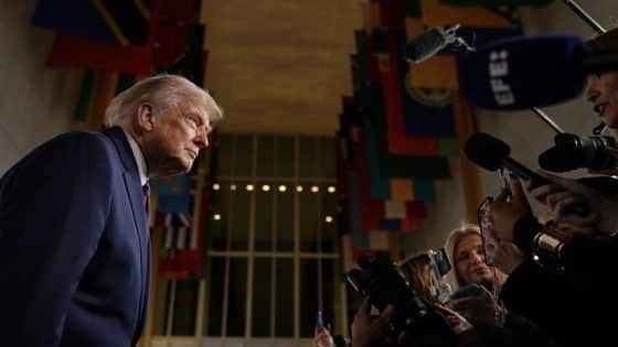 ترامب يهدد كندا بفرض رسوم بنسبة 50% على الطائرات المباعة في أمريكا