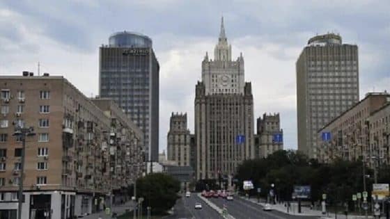 موسكو تدعو واشنطن وحلفاءها إلى عدم ضرب منشآت إيران النووية