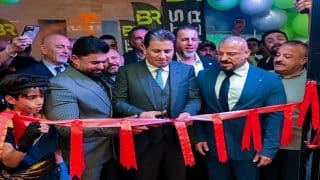 الدكتور عقيل مفتن، رئيس اللجنة الأولمبية الوطنية، لا يحتاج للجاه ولا للمال، فهو رجل أعمال ناجح وقدّم من ماله الخاص دعماً حقيقياً للرياضة العراقية.