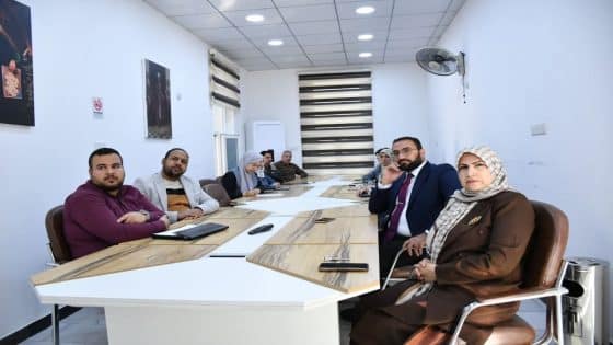 جامعة الفرات الأوسط التقنية تعزز مهارات الباحثين بدورة حول اختيار موضوع البحث وصياغة المشكلة