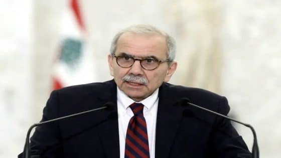 رئيس الوزراء اللبناني: نعلن حظر أنشطة حزب الله العسكرية وحصر مجال عمله بالشق السياسي