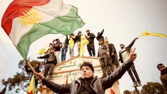 ‏أكسيوس: قد تقود الفصائل الكردية المدعومة من الموساد ووكالة المخابرات المركزية CIA، المرحلة التالية من الحرب في إيران