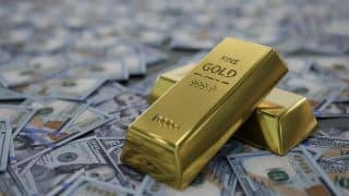 رويترز: العقود الآجلة للخام الأمريكي ترتفع والذهب يعمق خسائره بنسبة 4%