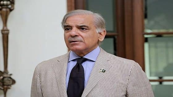 رئيس الوزراء الباكستاني: ندعم الجهود المبذولة لإجراء حوار وإنهاء الحرب في الشرق الأوسط