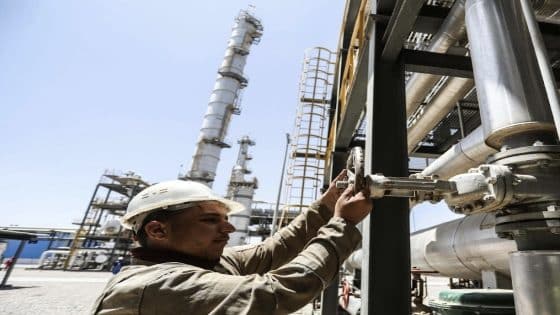 النفط: مشاريع الغاز لم تتوقف بشكل كامل وكوادرنا الوطنية قادرة على إدارة الحقول المنتجة