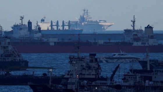 القيادة المركزية الأمريكية تعلن وصول جنود البحرية ومشاة البحرية على متن السفينة تريبولي