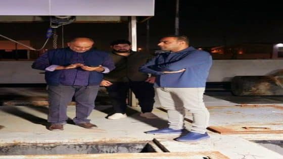 يرافقه مدير المجاري خزعل الفرطوسي.. العامري يتابع ميدانياً تصريف مياه الأمطار في البصرة