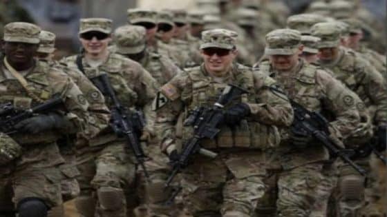 صحيفة ذا أتلانتيك: مسؤولون عسكريون أمريكيون يخططون لهجومين بريين محتملين في إيران