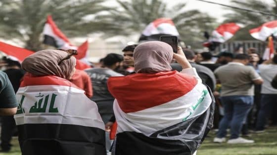 انتظار جماهيري حاشد لحافلة منتخبنا الوطني في العاصمة بغداد