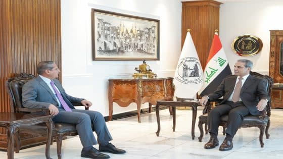 القاضي زيدان يتسلم نسخة من التقرير السنوي لهيئة النزاهة للعام 2025