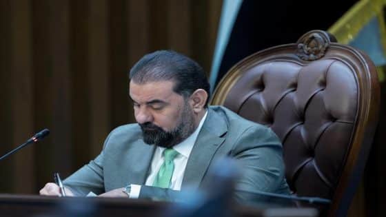 رئيس مجلس النواب يرحب بتكليف الزيدي بتشكيل الحكومة