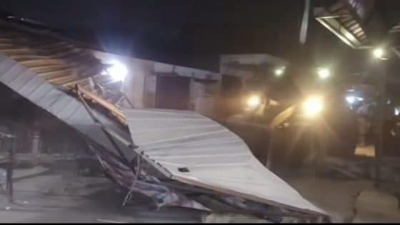 قبل_قليل أزالة التجاوزات في سوق العماره الكبير
