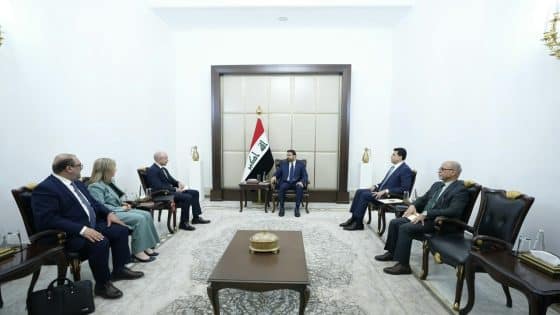 رئيس الوزراء يتلقى رسالة تهنئة من رئيس وزراء مملكة النرويج