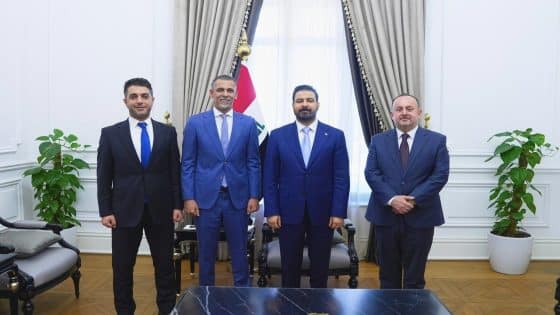 رئيس الوزراء يؤكد حرص الحكومة على توفير الإمكانات اللازمة لنجاح مشاركة المنتخب في المونديال