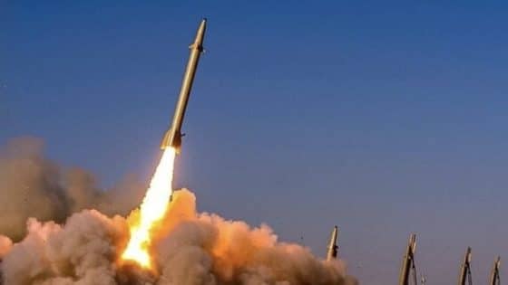 الحرس الثوري الإيراني يعلن أنه استهدف بالصواريخ مركز قيادة وسيطرة أميركي في الأردن