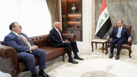المبعوث الرئاسي الأمريكي يشيد بدور القضاء في اكمال الاستحقاقات الدستورية