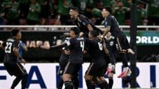 المكسيك أول المتأهلين إلى دور الـ32 في المونديال