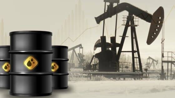 النفط ينخفض لأكثر من 1% ويصل إلى 77.04 دولاراً للبرميل