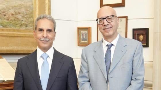رئيس مجلس القضاء الأعلى يبحث مع رئيس محكمة التمييز العليا الإيطالية أوجه التعاون في المجال القضائي والقانوني