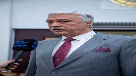 من منصات الإعمار إلى قيادة المشهد الثقافي والاجتماعي.. محطات استثنائية في مسيرة الدكتور حسنين فاضل معلة