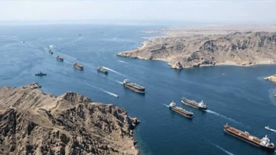 الخارجية الإيرانية: مضيق هرمز ليس ساحة استعراض عسكري
