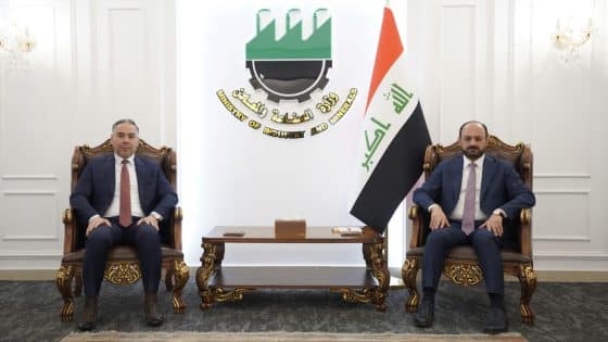 وزير الصناعة يبحث مع مدير المصرف الصناعي دعم القطاع وتطوير خدمات المشاريع