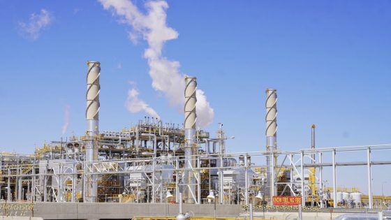 خبراء اقتصاد: العراق يمتلك أحد أكبر احتياطيات الغاز ويسعى لجعله ركيزة للتنمية المستدامة