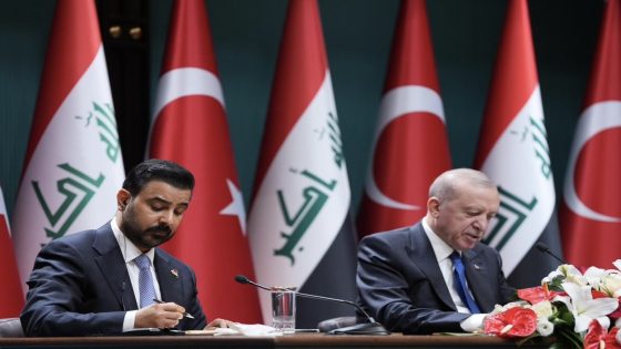 العراق وتركيا يوقعان ثلاث مذكرات تفاهم