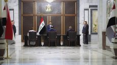 رئيس الوزراء يرعى مراسم توقيع عقد تطوير وتشغيل حقل عجيل النفطي