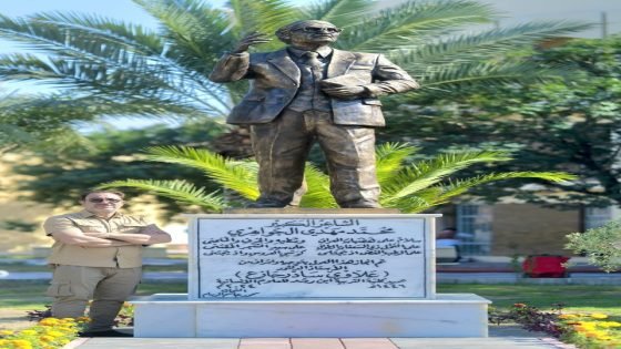 محمد جاسم گاطع (محمد الرسام) فنان ميساني يجمع بين إبداع الريشة واحتراف النحت وأنغام العود