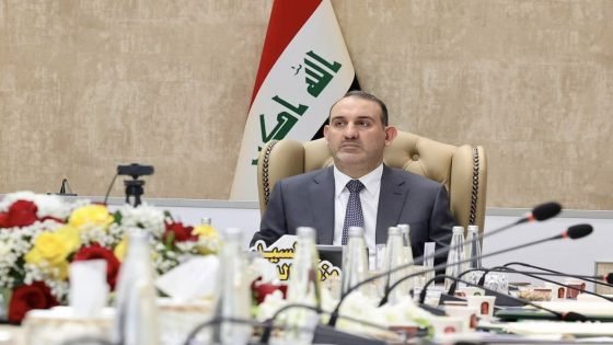وزير الداخلية: العمل الأمني دخل حقبة جديدة تتطلب الدعم الكامل للارتقاء بمستوى الخدمات